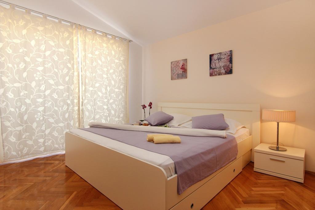 Apartments Josipa Split Habitación foto