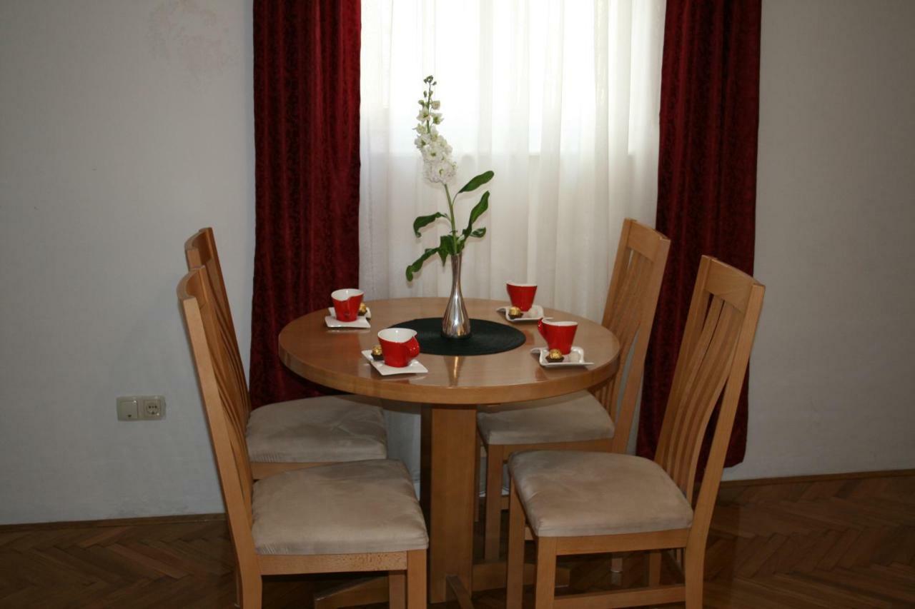 Apartments Josipa Split Exterior foto